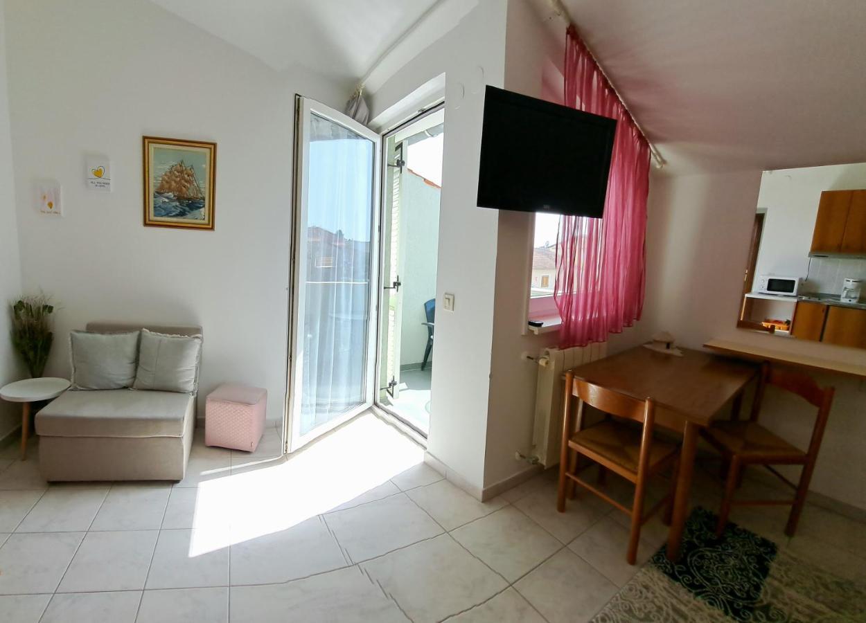 Apartment Olivera *